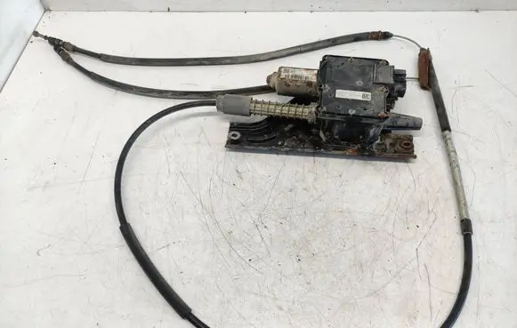 Opel Insignia A Hand brake/parking brake motor 13582928 A2C53377109 0644814