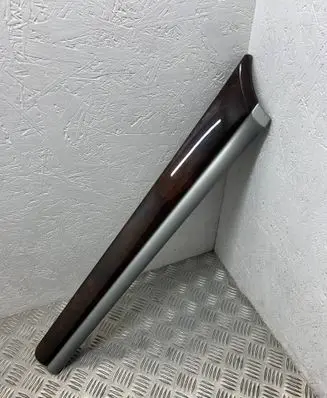 Audi A8 S8 D3 4E Front door trim bar 4E0867409