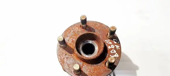 Subaru Legacy Rear wheel hub