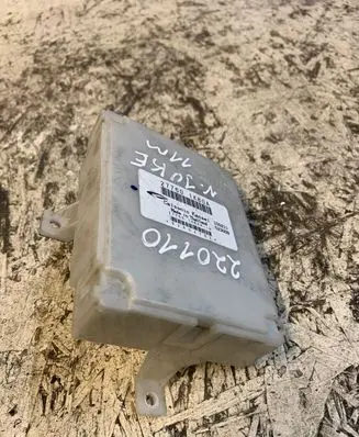 Nissan Juke I F15 Other control units/modules 277601kb0a