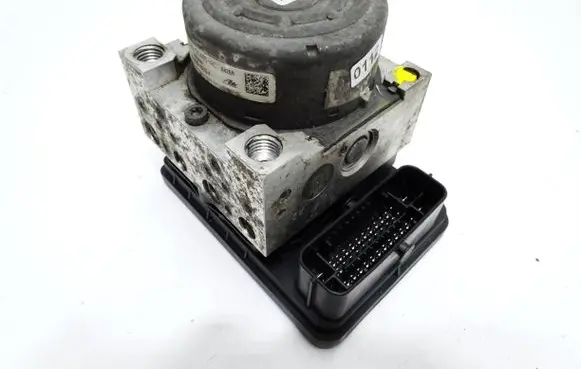 Ford B-MAX ABS Pump D1B12C405AC D1B12C013BA