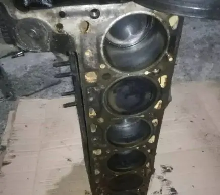 Mercedes-Benz W123 Engine block 6170110901