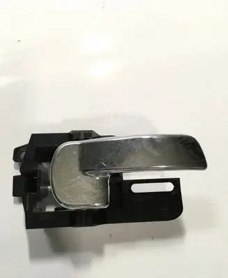 Nissan Qashqai Front door interior handle 8318D 80670JD0 8449