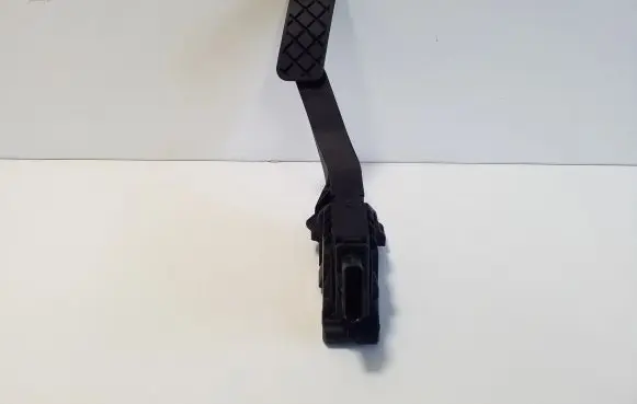 Skoda Superb B8 (3V) Accelerator throttle pedal 5Q2723503D