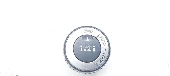 Nissan X-Trail T31 Differential lock switch 0901B