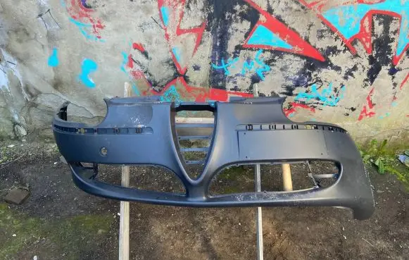 Alfa Romeo 147 Front bumper 0000000100 1206A