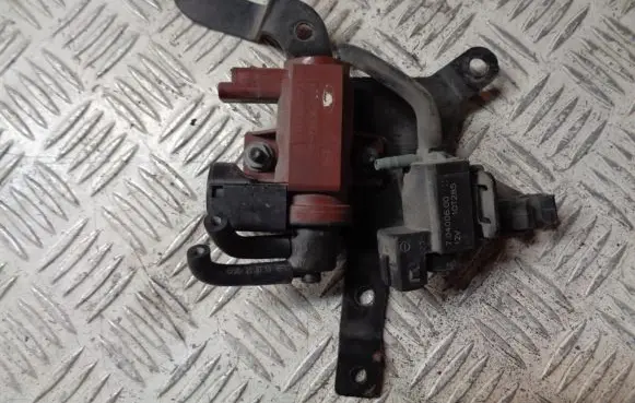 Ford Mondeo MK IV Turbo solenoid valve 6G9Q9E882CA