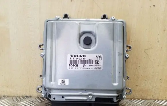 Volvo S80 Engine control unit/module 31272462AA 0281012765