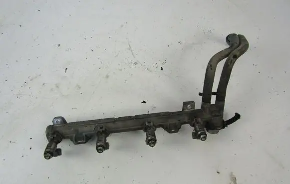 Volkswagen Golf IV Fuel main line pipe 