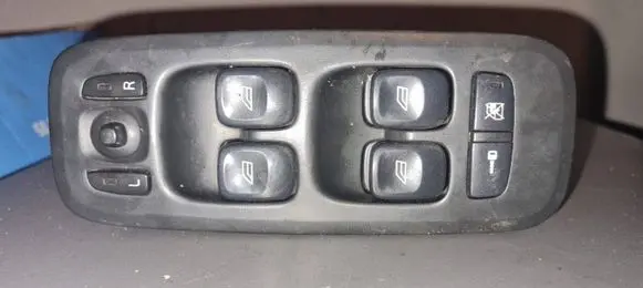 Volvo V70 Electric window control switch 30658146