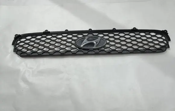 Hyundai Santa Fe Front grill 8635226900
