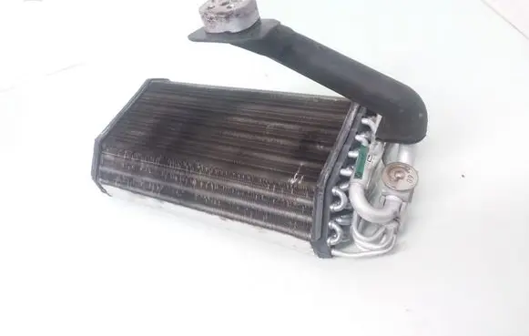 Air conditioning (A/C) radiator (interior)