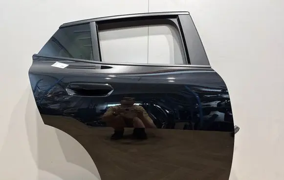 BMW X2 U10 Rear door