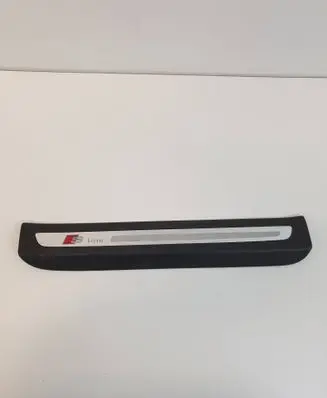 Rear sill trim cover