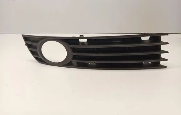 Audi A4 S4 B6 8E 8H Front fog light trim/grill 
