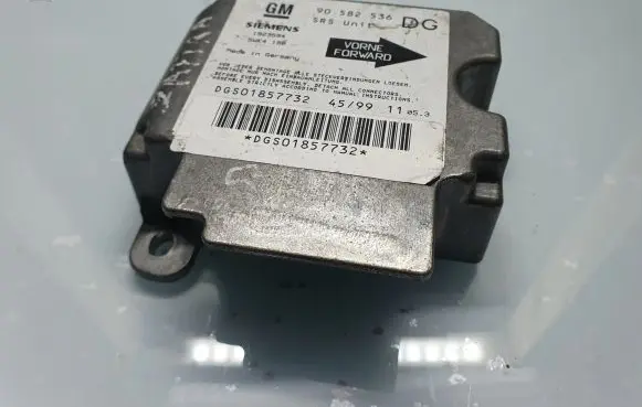 Opel Zafira A Airbag control unit/module 90582536 1923594 5WK4190