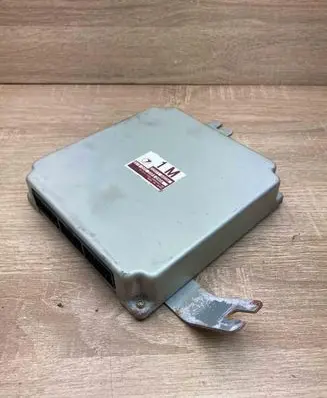 Subaru Forester SF Engine control unit/module ECU 22611AG034 A18000D5R
