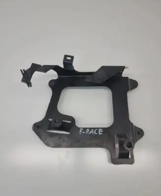 Jaguar F-Pace Other engine bay part GX736K767AC