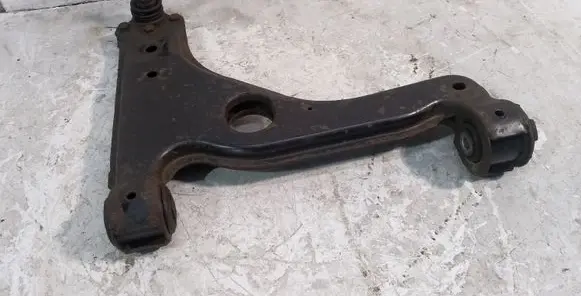 Opel Zafira A Front lower control arm/wishbone
