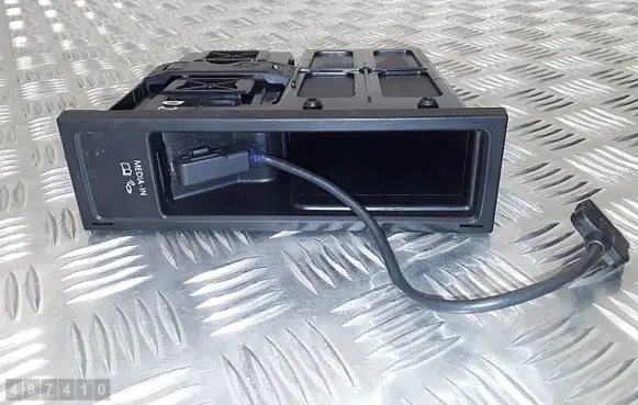 Volkswagen Tiguan Engine control unit/module 5N0035341E 5N0035342D