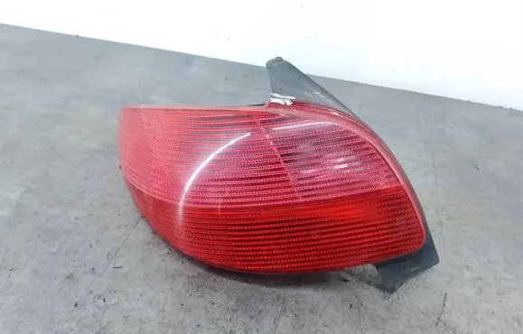Peugeot 206 Rear/tail lights 