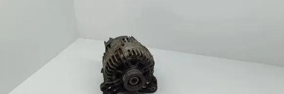 Volkswagen PASSAT B6 Generator/alternator 03C903023b 2542731B 403019558
