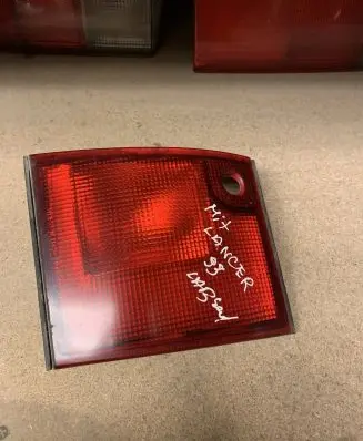 Mitsubishi Lancer Tailgate rear/tail lights 1149204