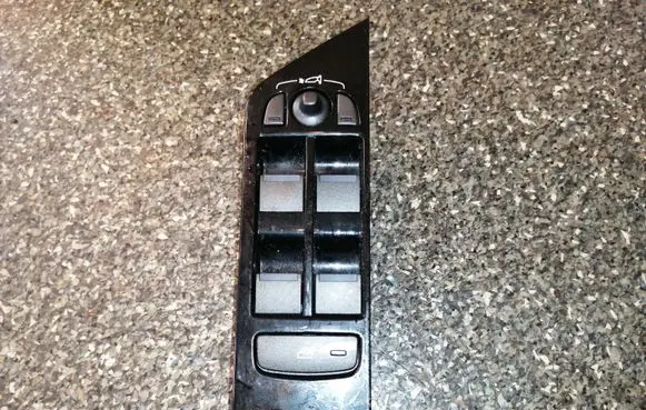 Land Rover Range Rover Evoque L538 Electric window control switch BJ3214540AB