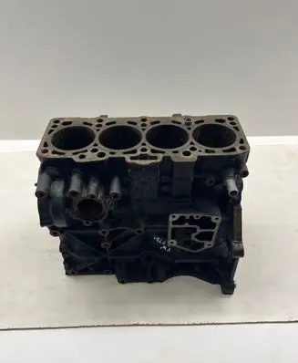 Volkswagen PASSAT B6 Engine block 03G021AC