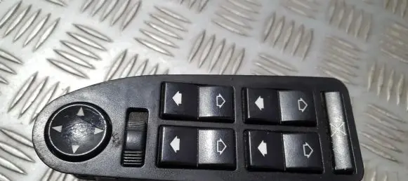 BMW 5 E39 Electric window control switch 6907110