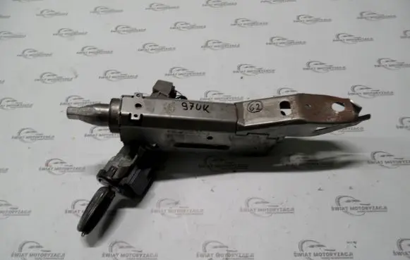 Ford Focus Steering wheel axle 3F880