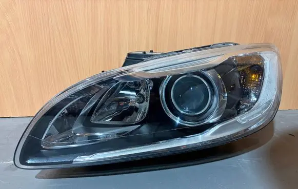 Volvo V60 Headlight/headlamp 31420253 89908937 89907127