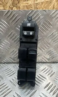 Toyota RAV 4 (XA40) Electric window control switch 192830