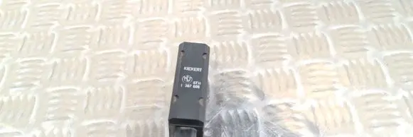 BMW 3 E36 Front door lock motor 1387606