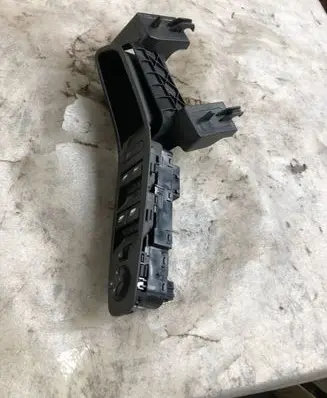 Opel Grandland X Electric window control switch 96788281zd