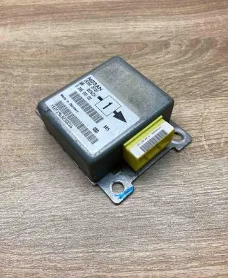 Nissan Micra Airbag control unit/module 285562F100 0285001132