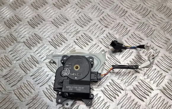Toyota Corolla Verso E121 Air flap motor/actuator AE0637008610