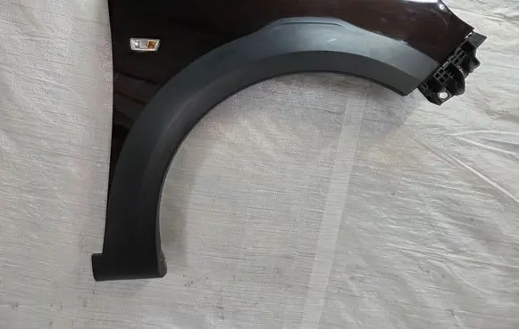 Opel Adam Fender 