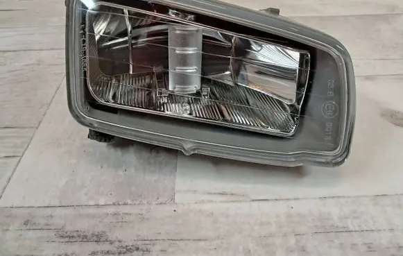 Ford C-MAX II Fog light part 19A685B