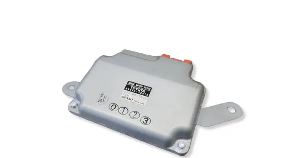 Lexus GS 300 350 430 450H Battery control module 8989230010