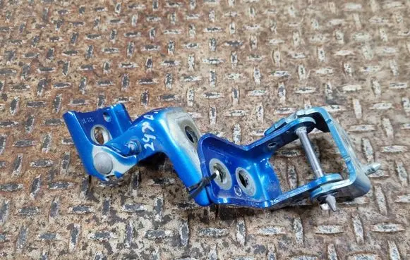 Opel Grandland X Rear door hinge set 24218U2