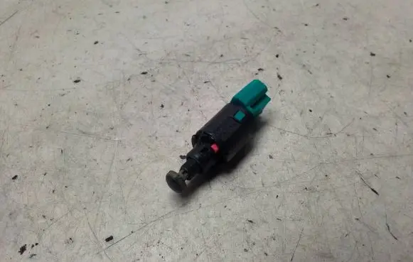 Citroen C4 II Brake pedal sensor switch 9650688480