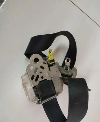 Toyota Corolla Verso AR10 Front seatbelt 7P2140P