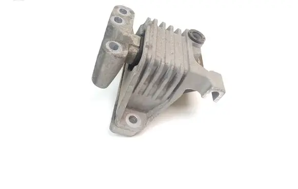 Jeep Cherokee Engine mount bracket P68141400AF