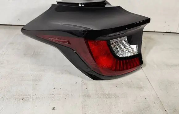 Toyota Yaris XP210 Rear/tail lights V356010L
