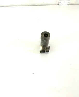 Volvo V70 Windscreen/windshield washer pump 1S7117KS24FE