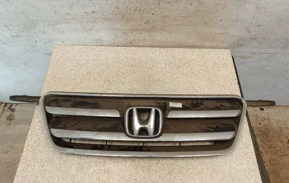 Honda CR-V Front grill 71121SCAA010M1