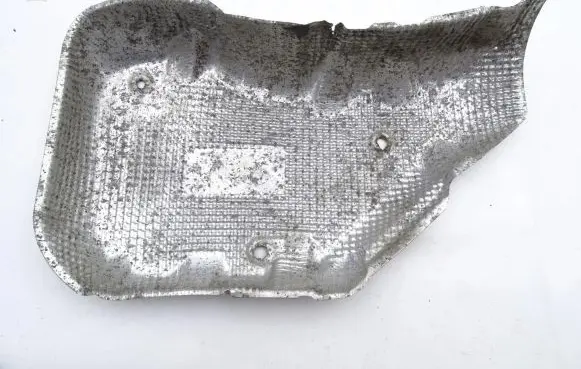 Renault Megane II Heat shield in engine bay 111675D