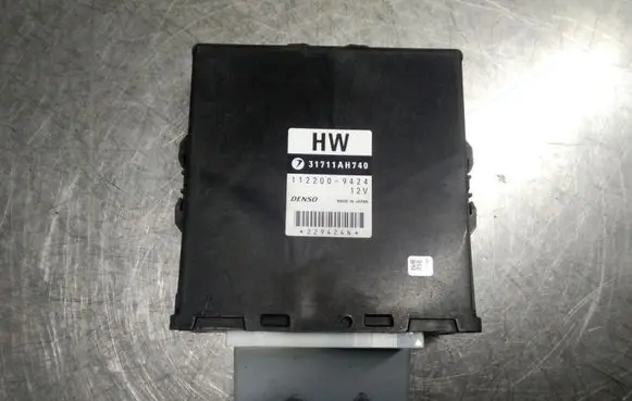 Subaru Outback Gearbox control unit/module 31711AH740 1122009424