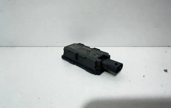 BMW XM Keyless system antenna 5A81725 5B60518